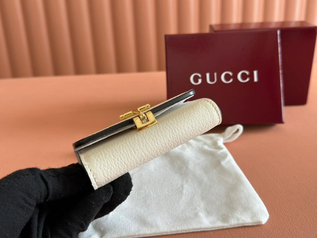 SOFTBIT CARD CASE 10.5 IN WHITE GRAINY CALFSKIN GOLD HARDWARE