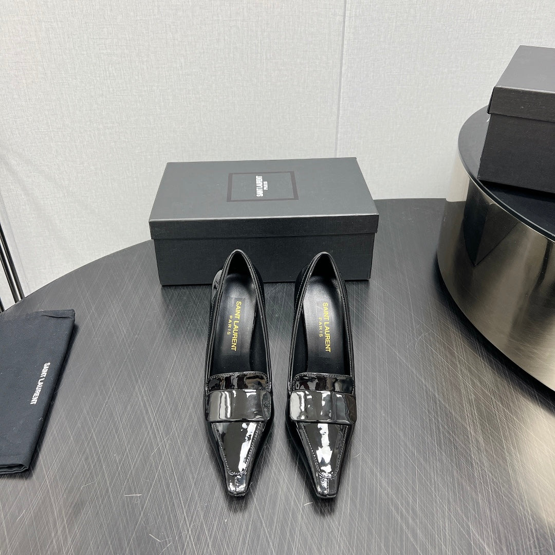 D'ORSAY PUMPS IN BLACK GLOSSY CALFSKIN