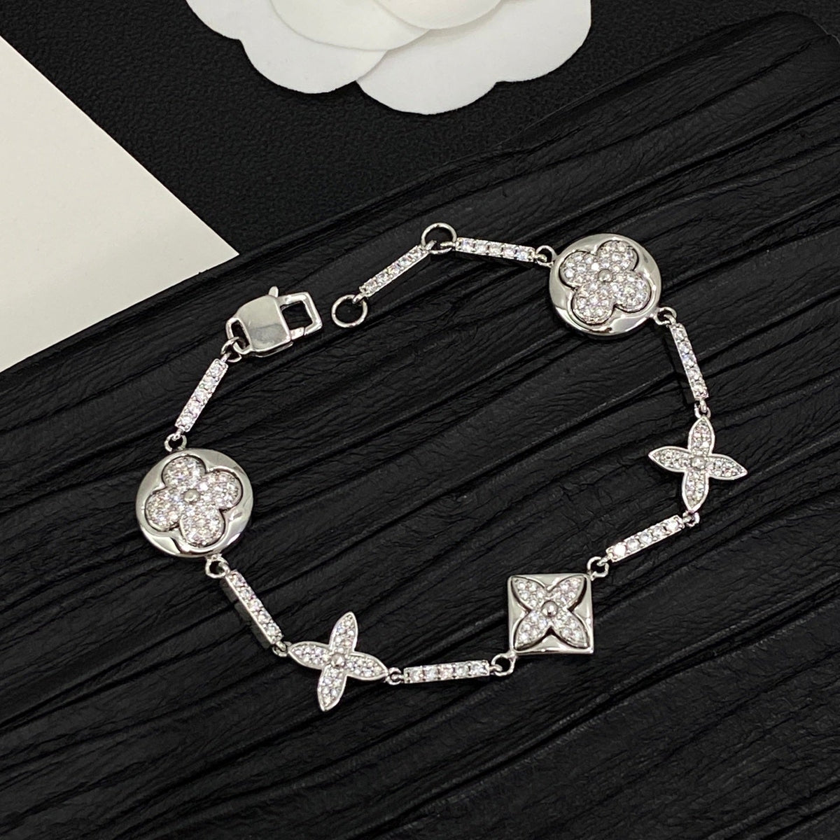 Glitter Shell Love Girl Design 2 Set ( Bracelet +Necklace) - Silver mysite
