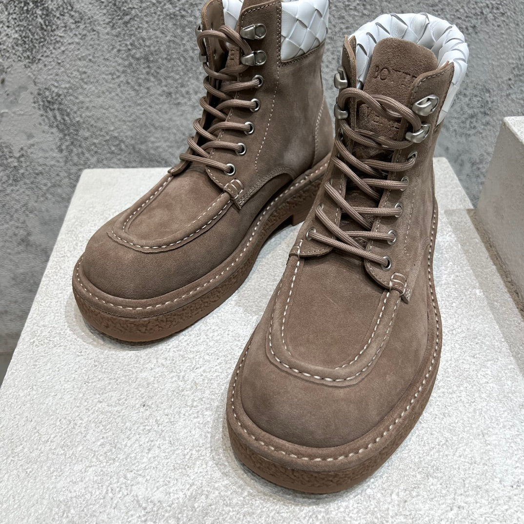 HADDOCK LACE-UP ANKLE BOOT IN WALNUT BROWN SUEDE