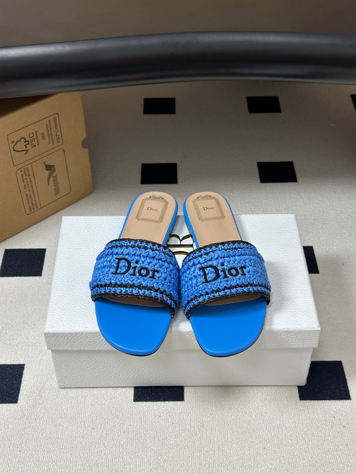 DIOR 26S FLAT SLIDE SANDALS IN BLUE RAFFIA