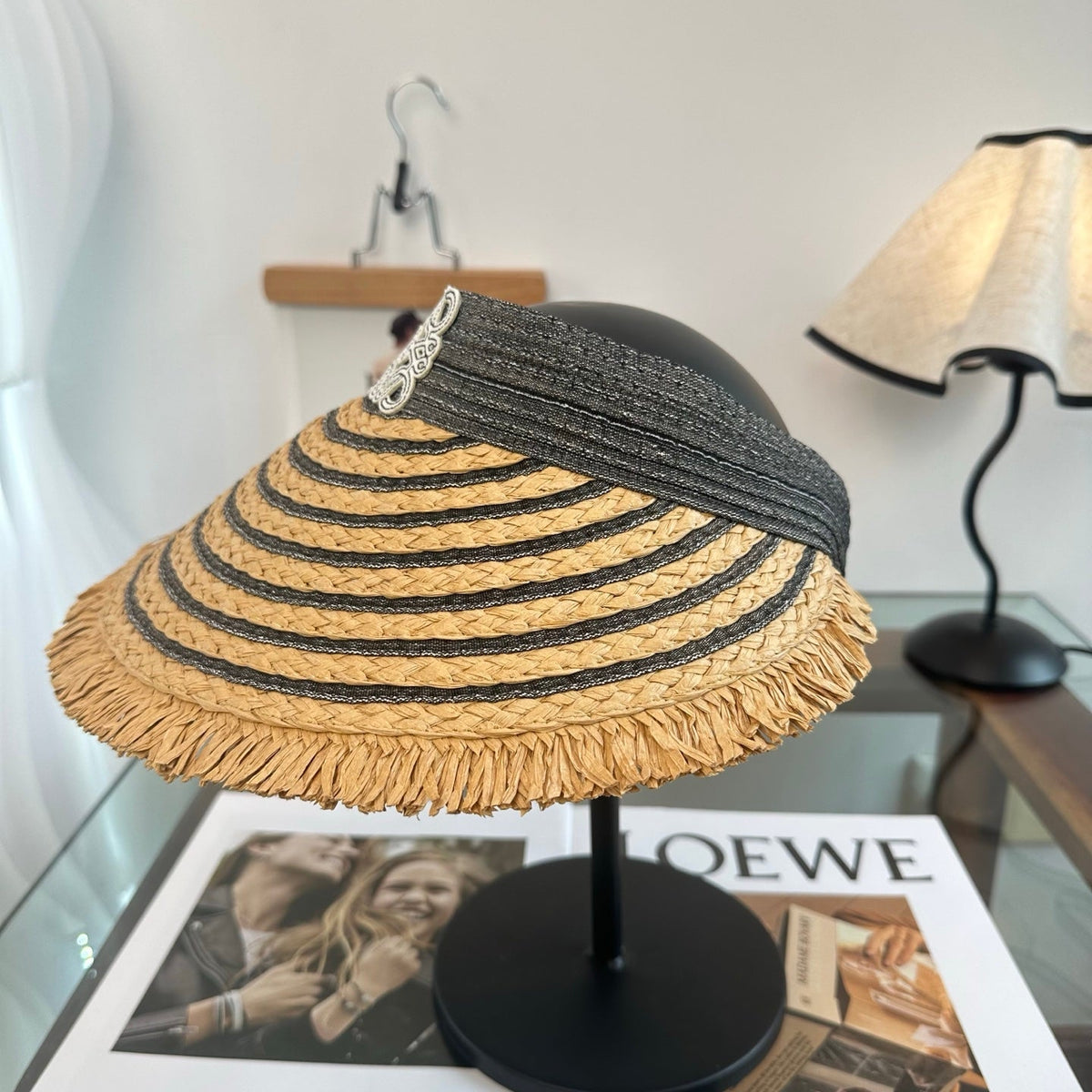 LOEWE 26S RAFFIA SUN VISOR STYLE 262