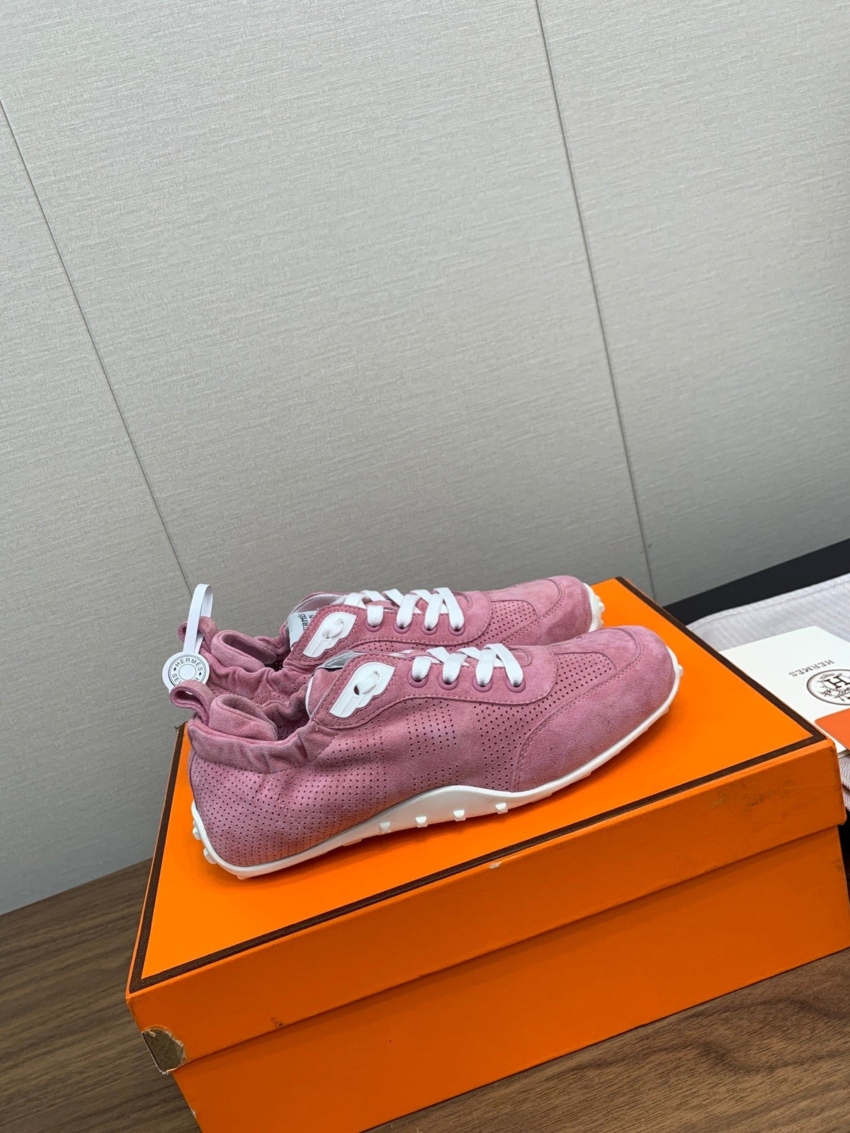SKATEBOARD SHOES DARK PINK SUEDE