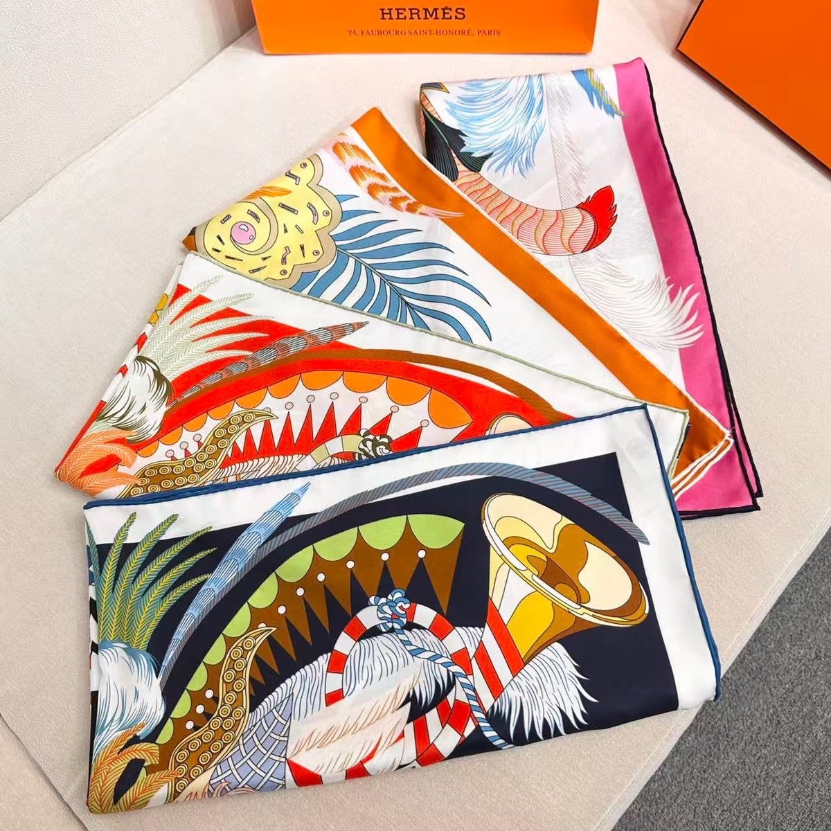HERMES 26S SCARF 88 IN SILK 495801