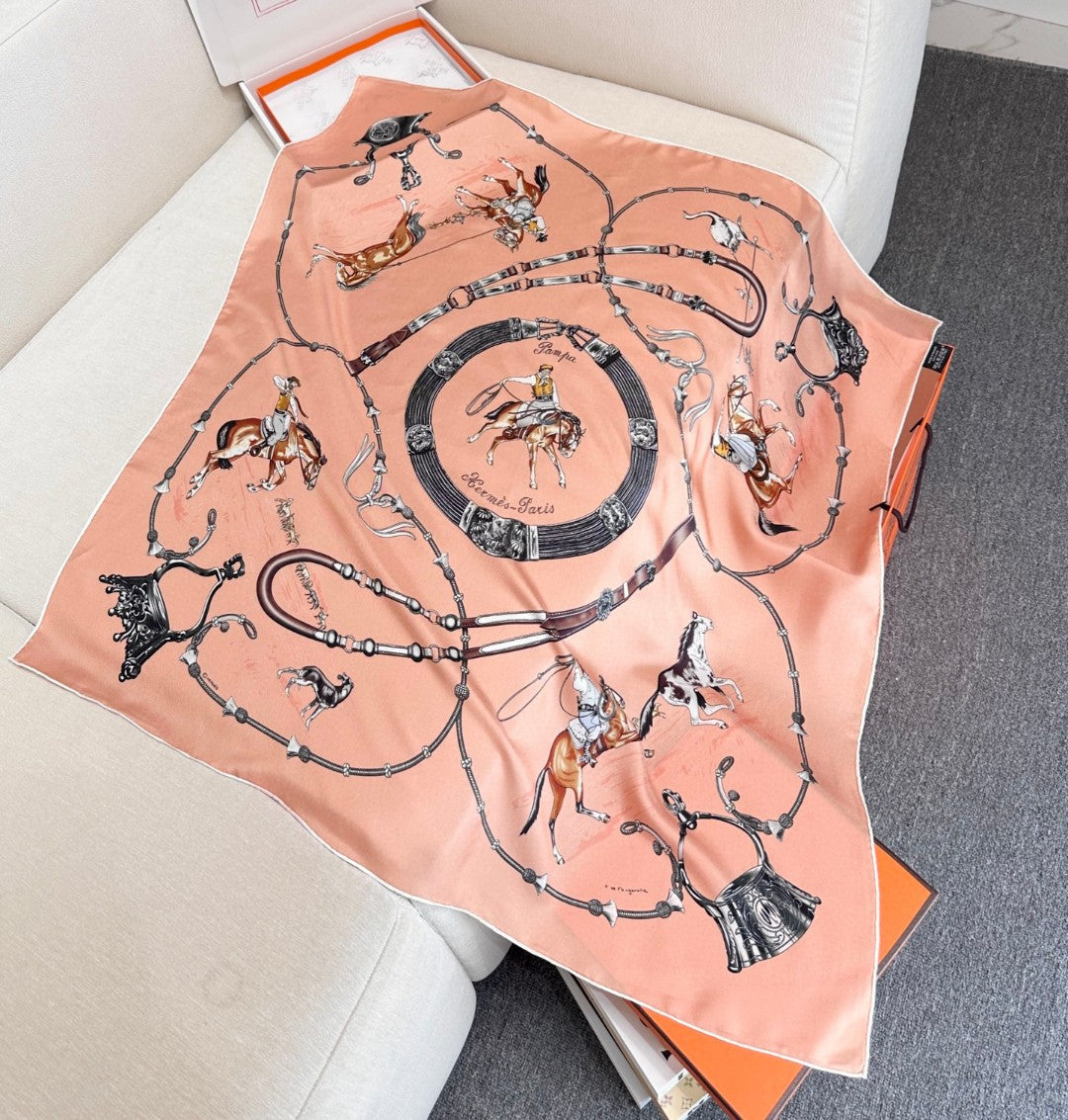 HERMES 26S SCARF 90 IN SILK AND CASHMERE 492390