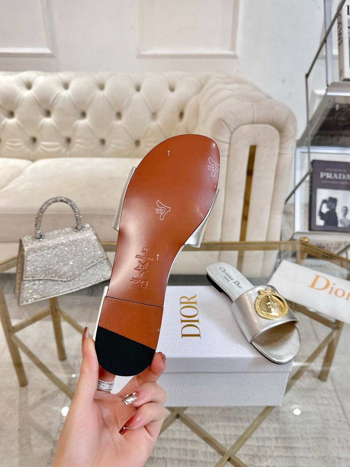 DIOR 26S FLAT SLIDE SANDALS IN SILVER CALFSKIN WITH GOLD HARDWARE