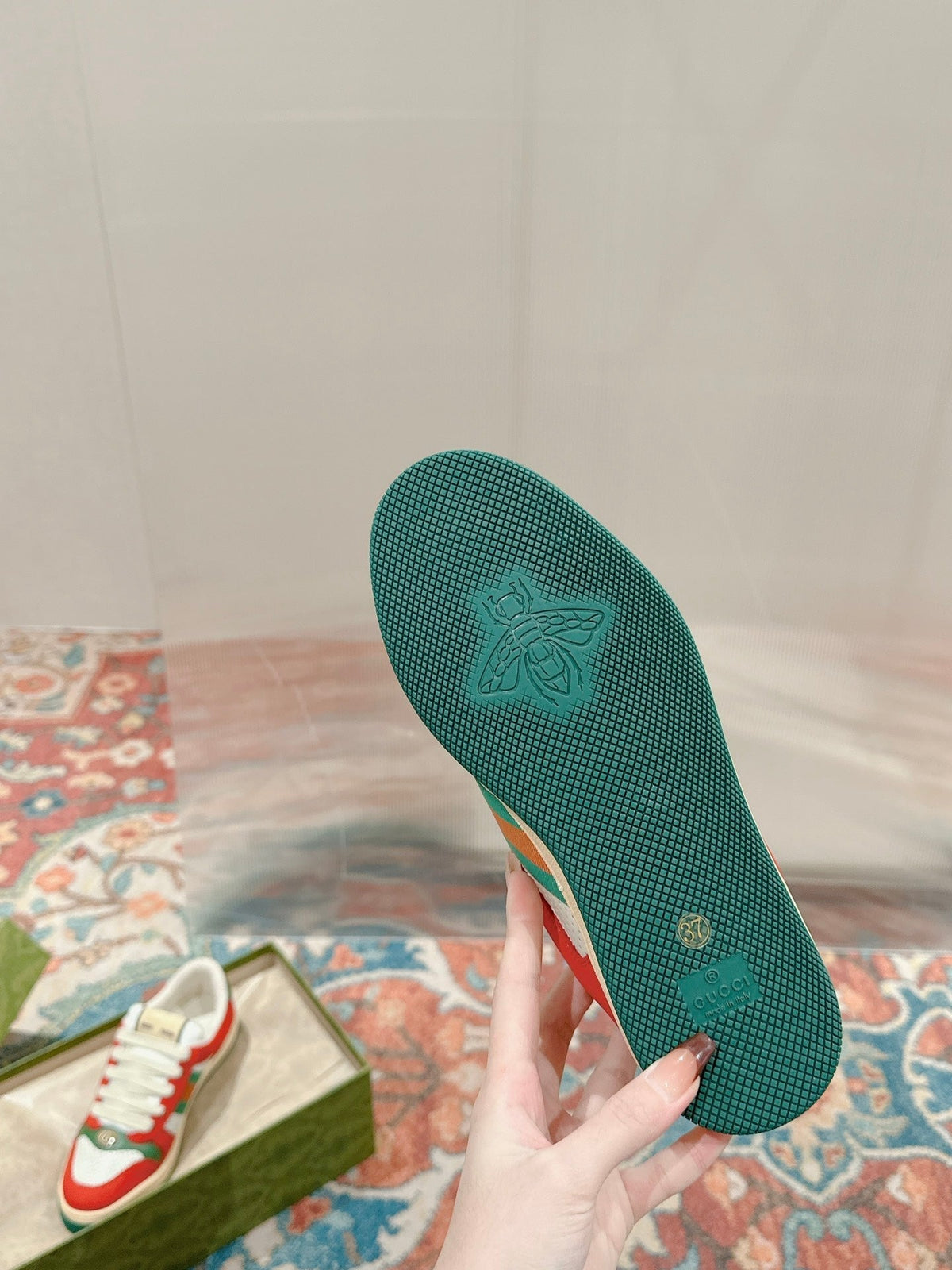 GUCCI 26S SCREENER SNEAKER IN GREEN LEATHER AND ORANGE SUEDE