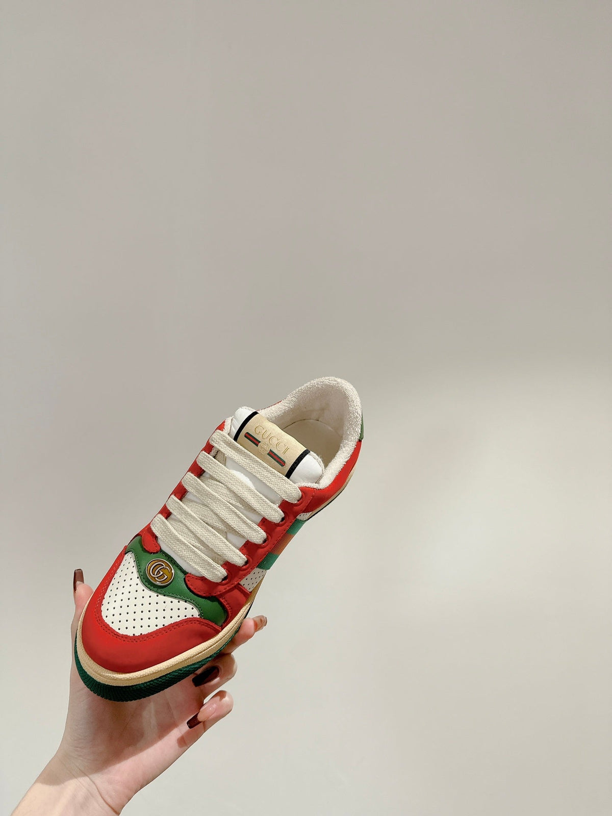 GUCCI 26S SCREENER SNEAKER IN GREEN LEATHER AND ORANGE SUEDE