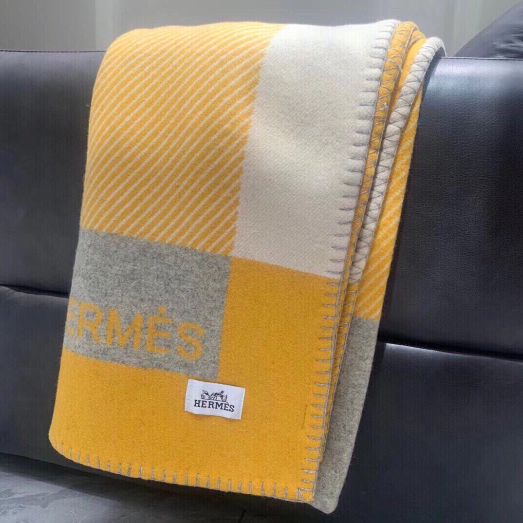 H RIVIERA BLANKET 200 CM IN CLASSIC YELLOW WOOL AND CASHMERE 136855