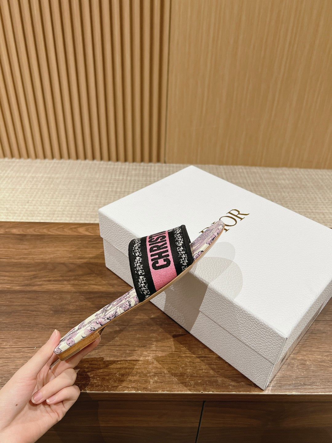 DIOR 26S SLIDE SANDALS IN PINK FLORAL PRINT LOGO STRAP