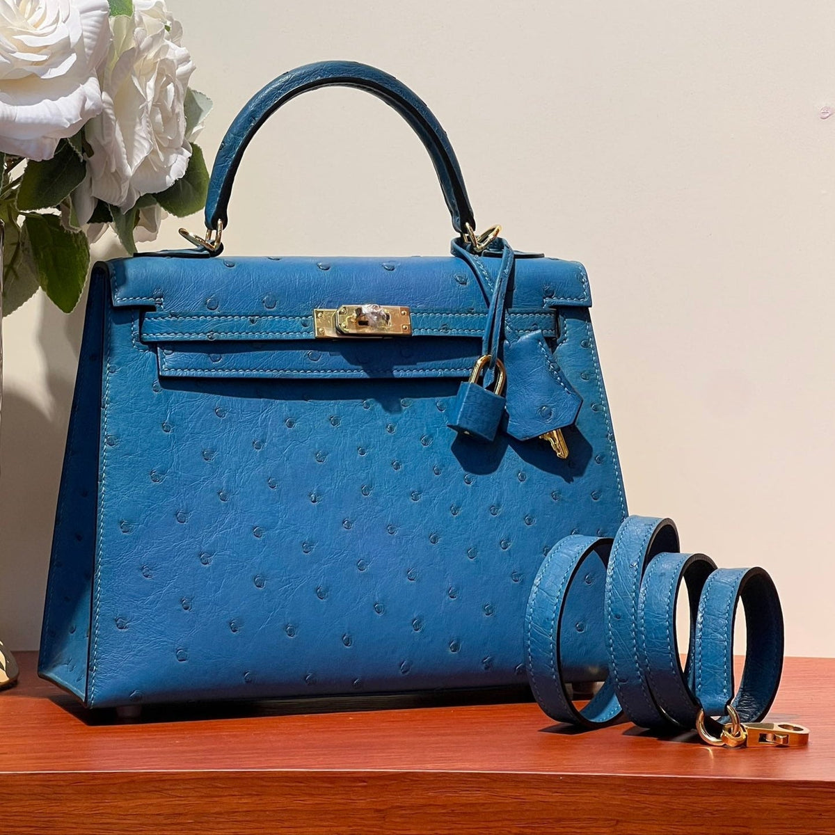 KELLY SELLIER 25 BAG IN ROYAL BLUE OSTRICH LEATHER