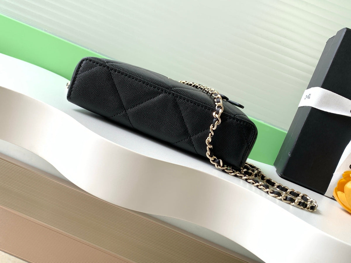 CHANEL 25S VANITY BAG 19.5 CM IN BLACK LAMBSKIN