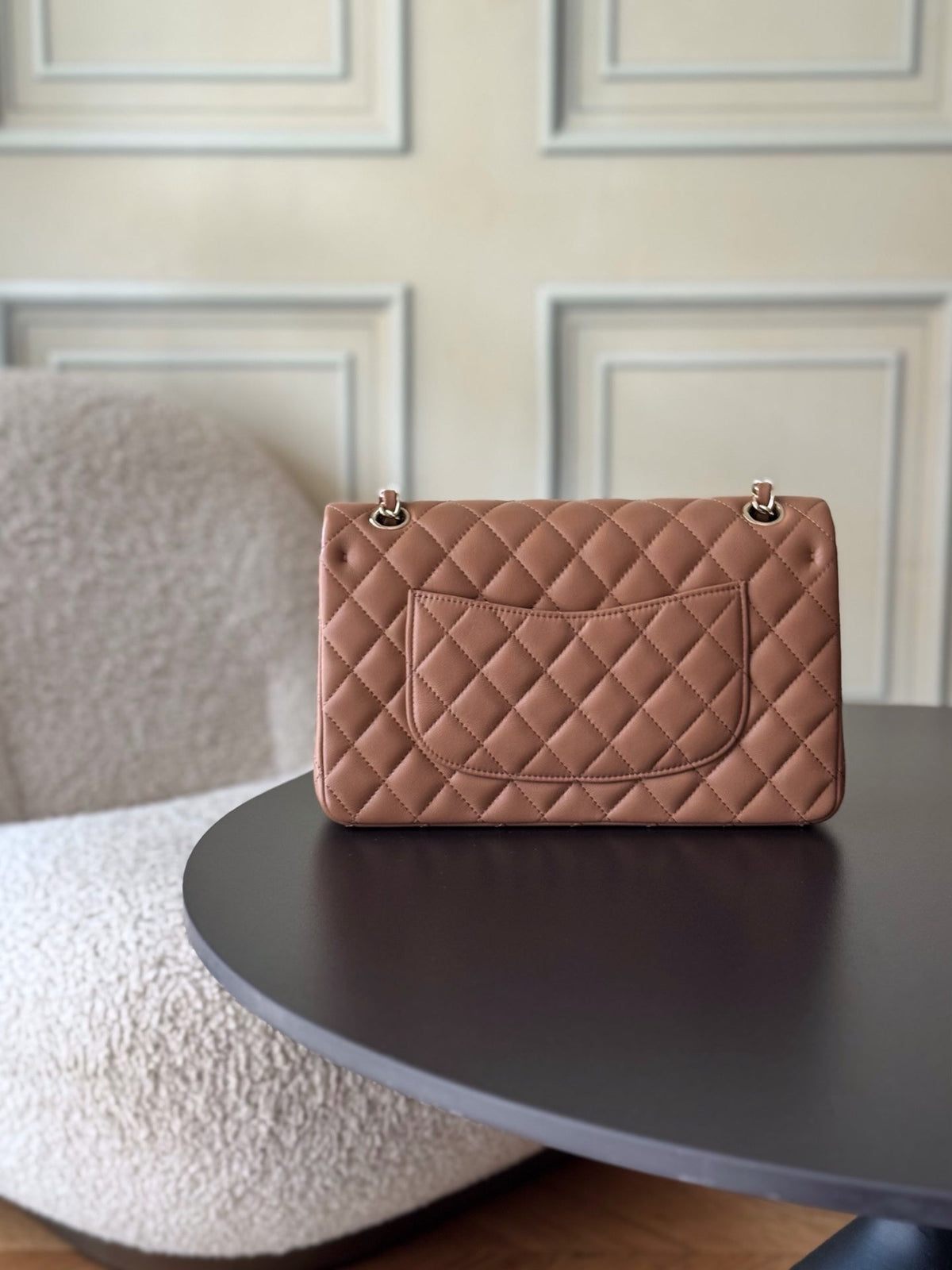 CHANEL 25S CLASSIC FLAP BAG 25 CM IN LIGHT BROWN LAMBSKIN WITH GOLD HARDWARE