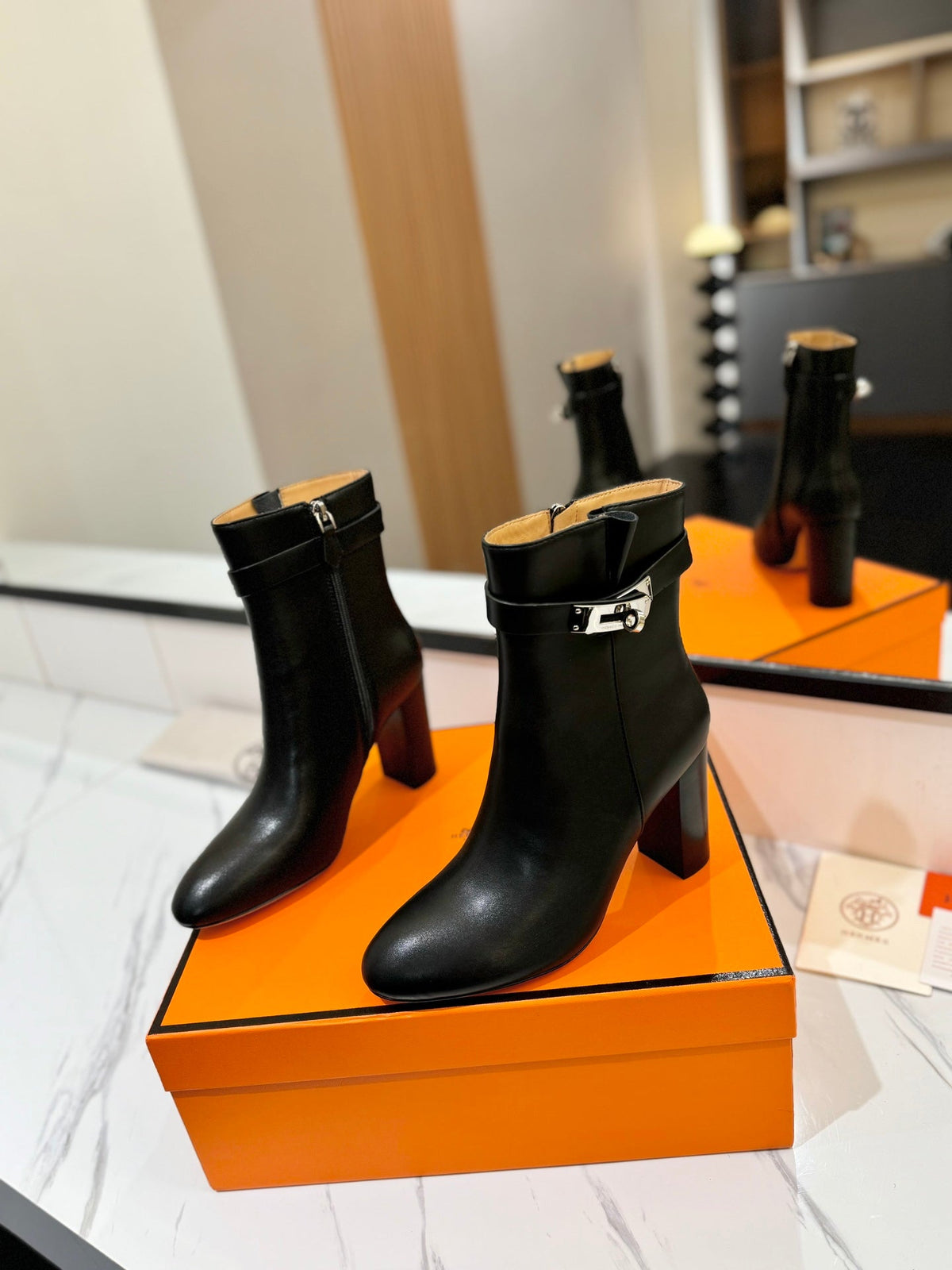 HM 26S ANKLE BOOTS 85 MM IN BLACK CALFSKIN
