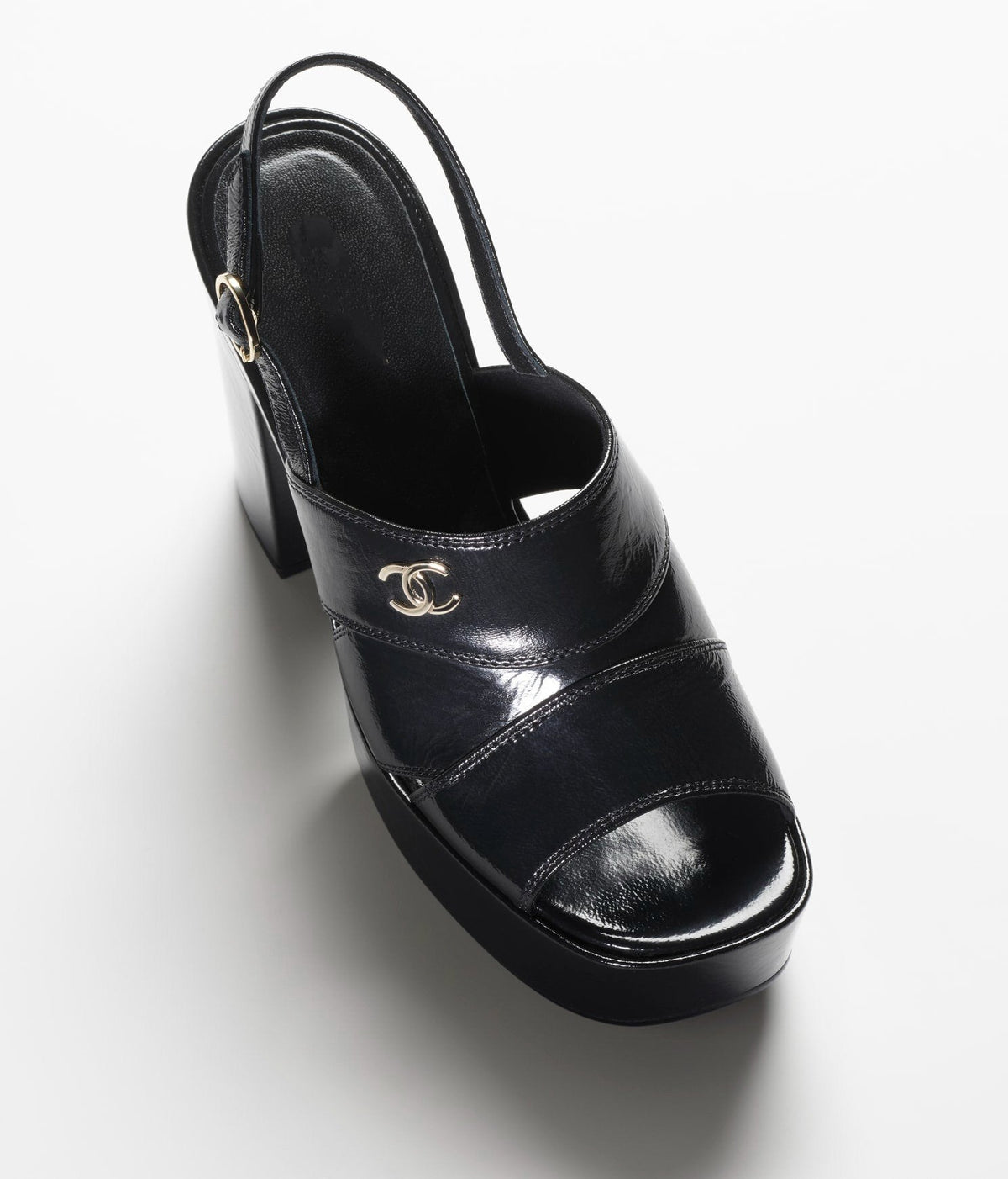 SANDALS BLACK PATENT CRUMPLED LAMBSKIN