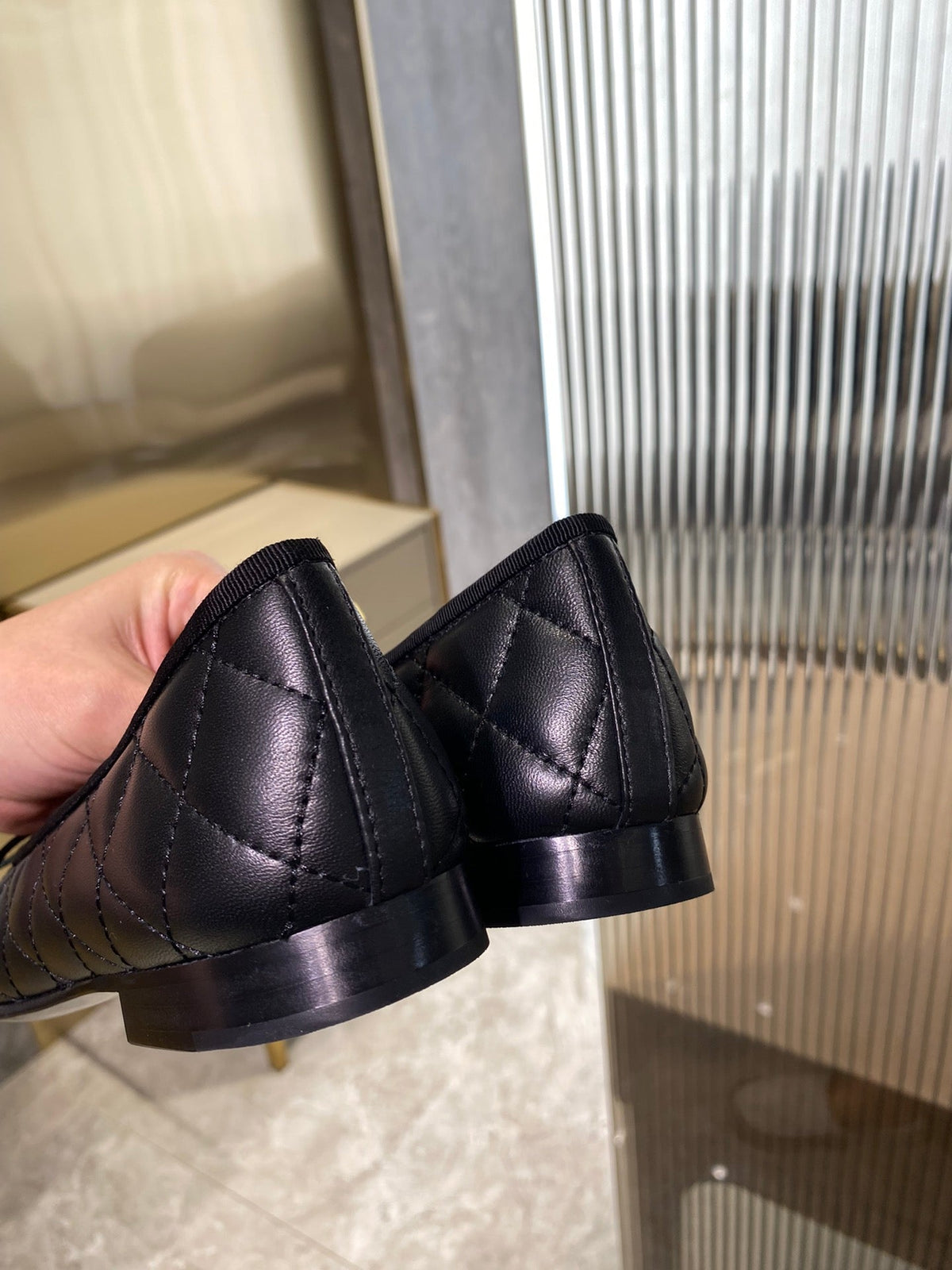 BALLET FLATS BLACK QUILTED LAMBSKIN