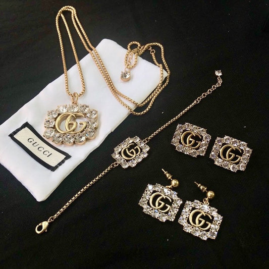 Good Diamond Design Earrings/ Bracelet/Necklace  (Set) mysite