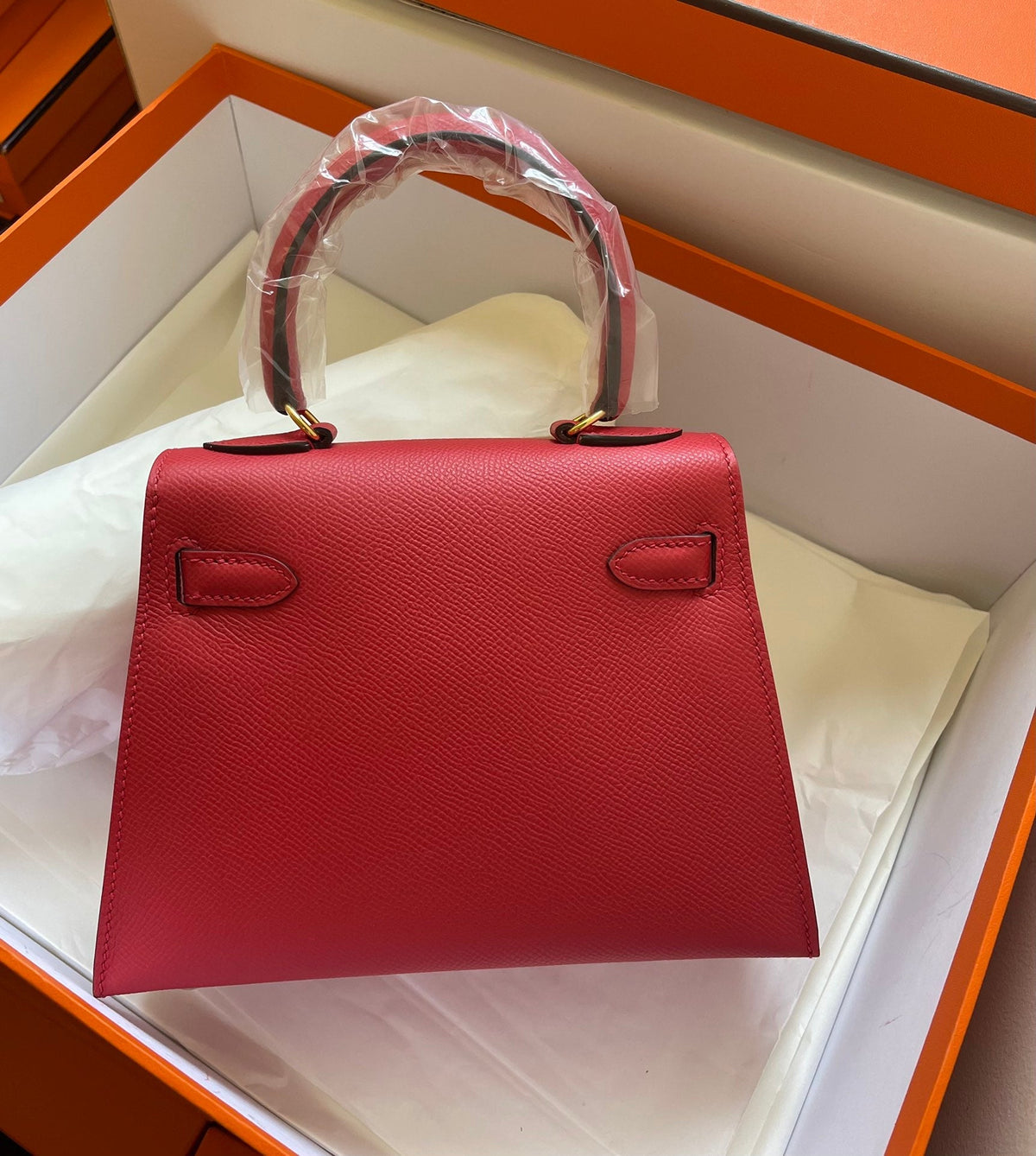 KELLY MINI 20 BAG IN RUBY RED CALFSKIN WITH GOLD HARDWARE