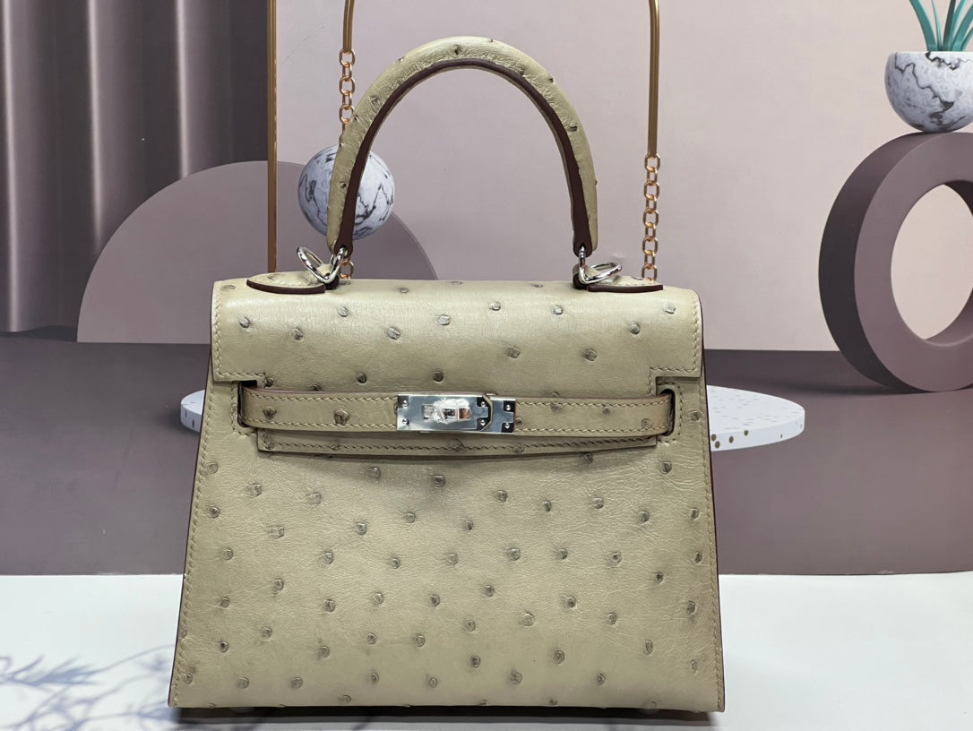 KELLY BAG 20 IN KHAKI TAN OSTRICH LEATHER WITH SILVER HARDWARE