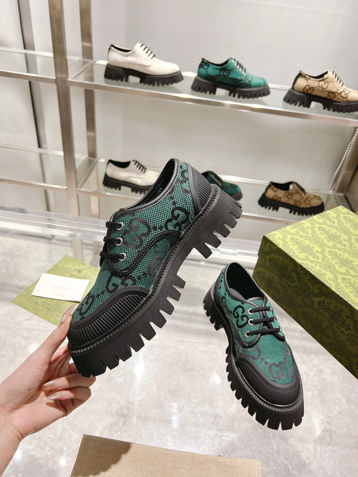 GUCCI 26S LACE-UP SHOES IN DARK GREEN GG CANVAS