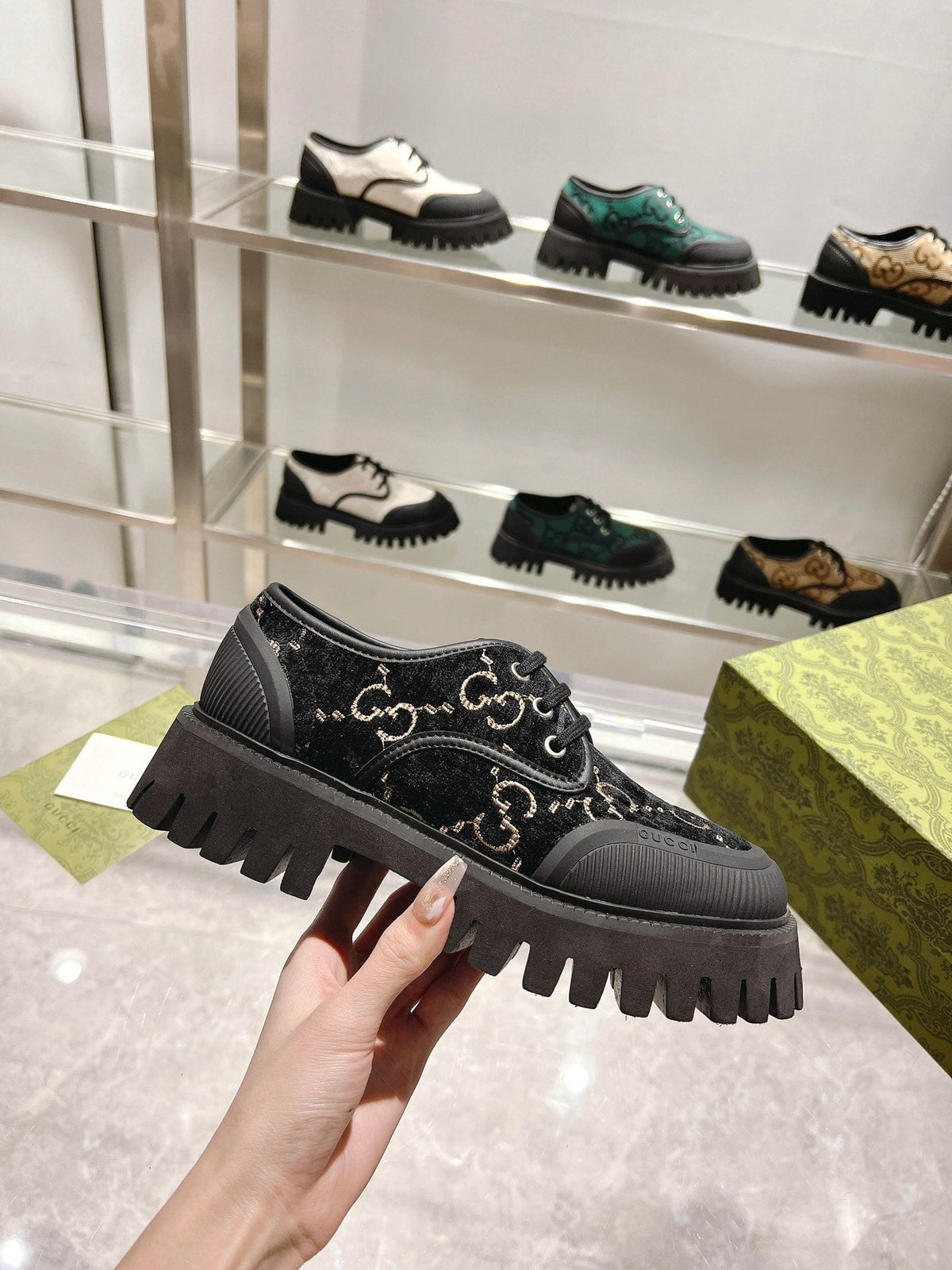 GUCCI 26S LACE-UP SHOES IN BLACK VELVET WITH GG LOGO PATTERN