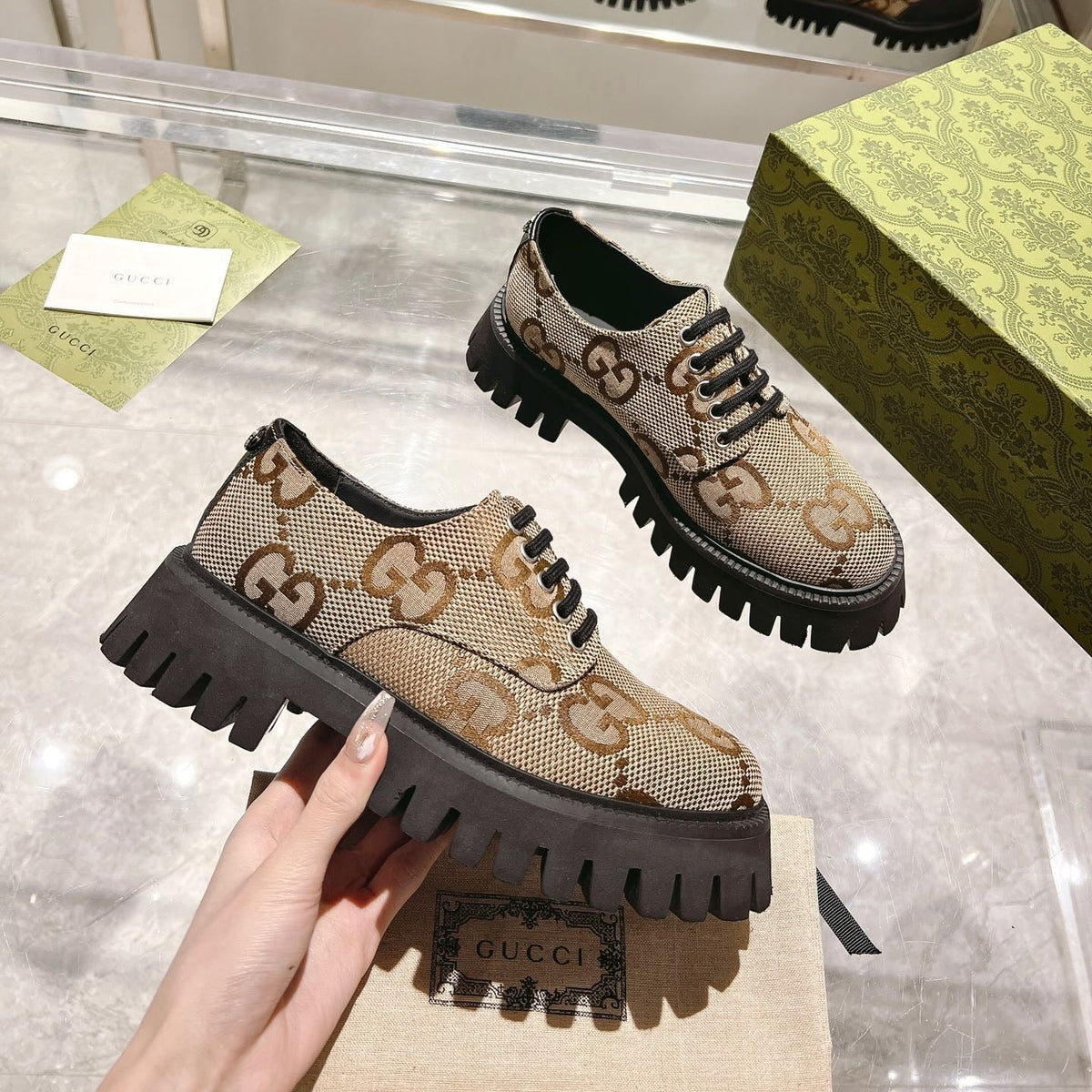 GUCCI 26S LACE-UP SHOES IN BEIGE GG CANVAS STYLE 2