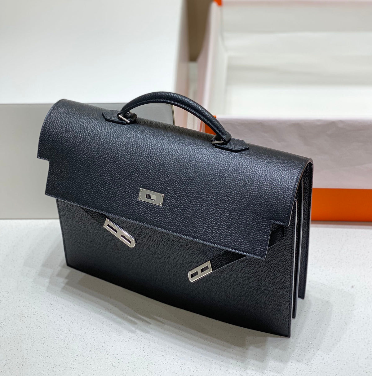 KELLY DEPECHES 38 BRIEFCASE IN BLACK TOGO CALFSKIN SILVER HARDWARE