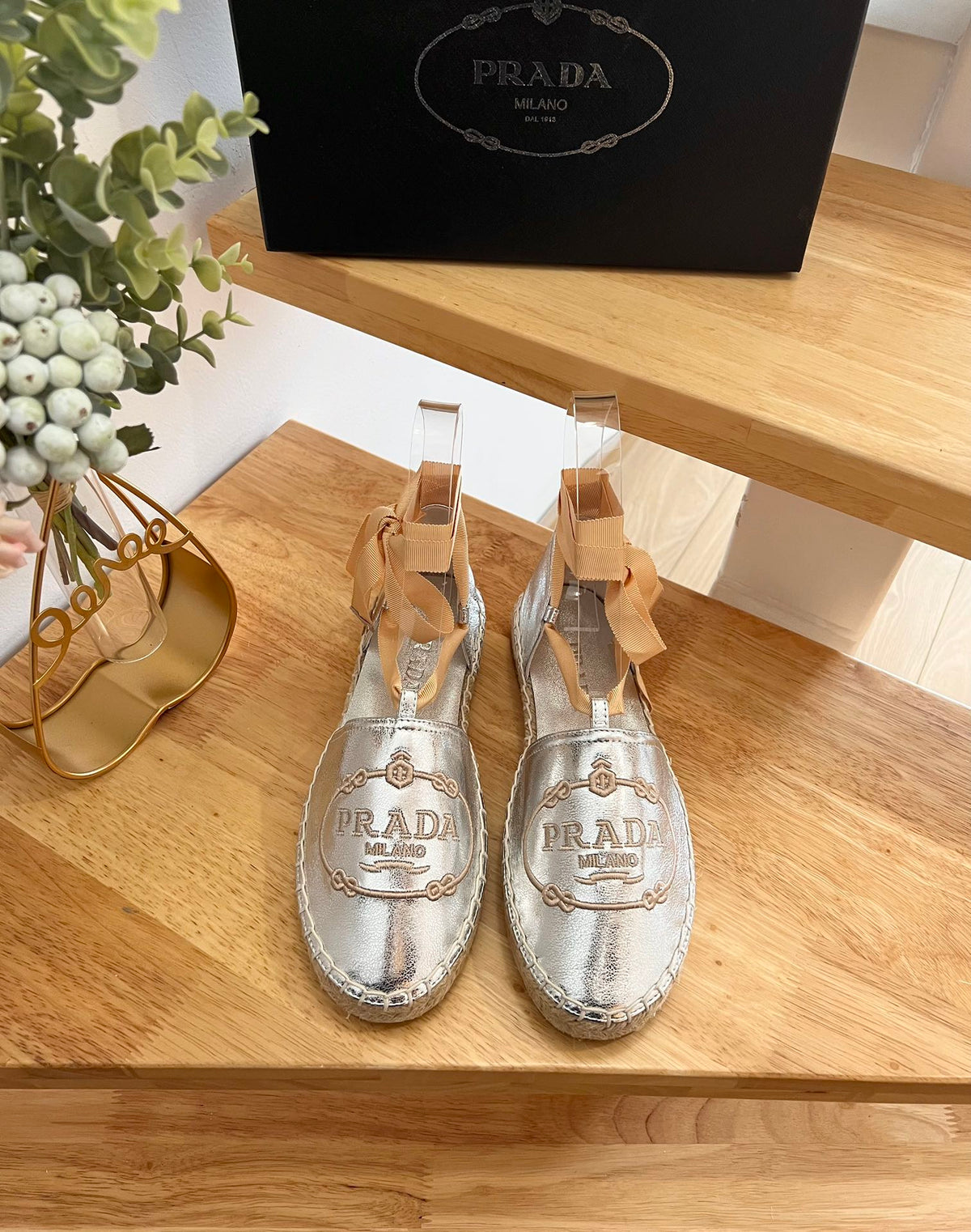 PRADA 26S LACE UP ESPADRILLE FLATS IN SILVER CALFSKIN