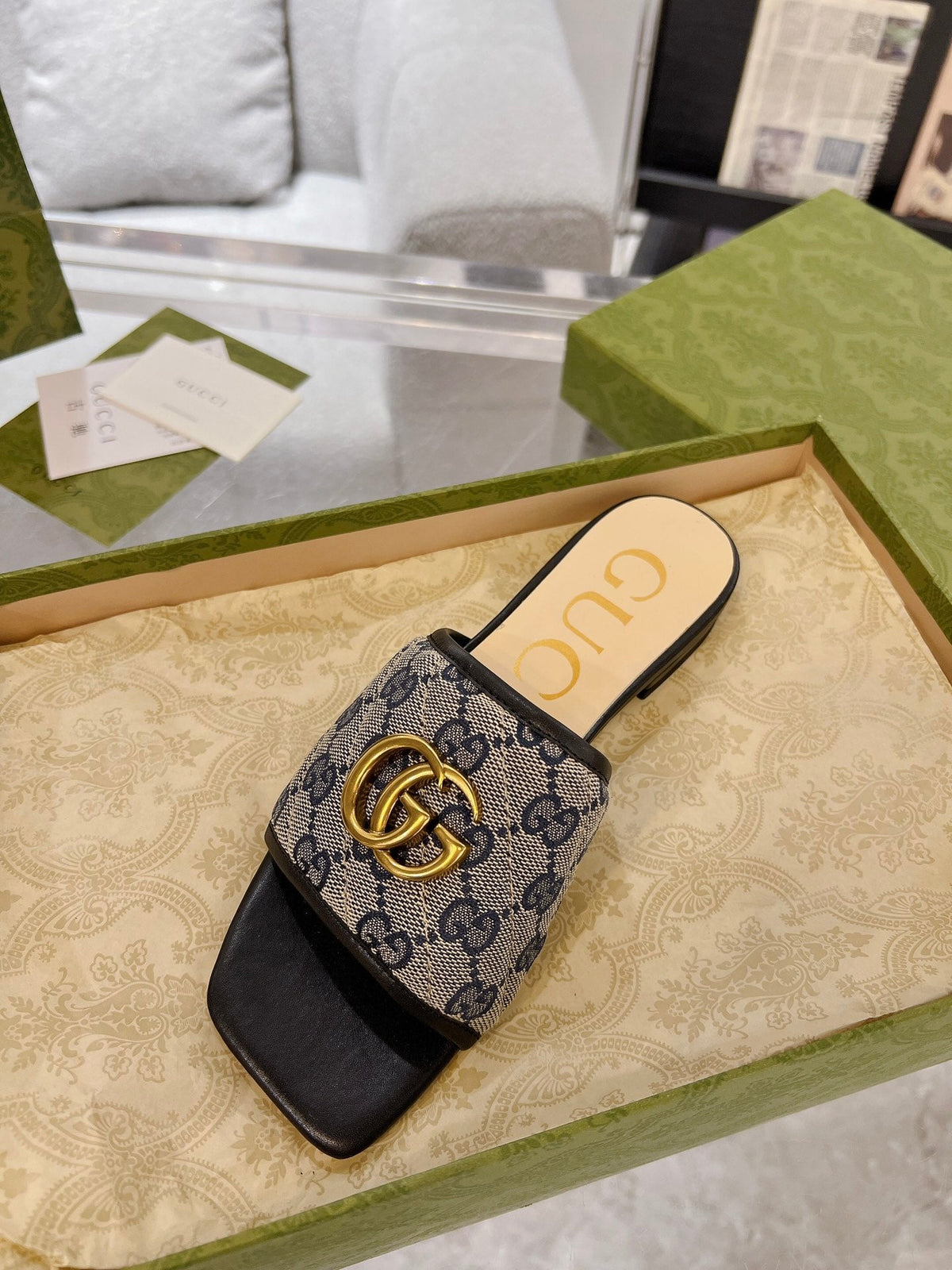 GG EXCLUSIVE SLIDE SANDAL BLACK AND CHARCOAL FABRIC