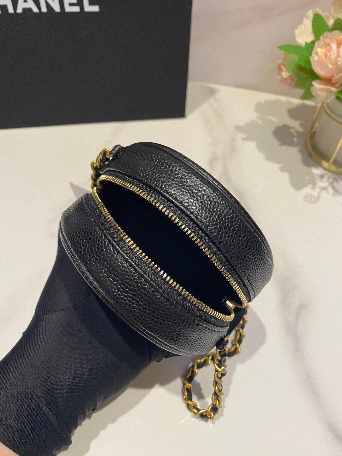 CC MINI 12 ROUND CHAIN BAG IN BLACK CALFSKIN GOLD HARDWARE
