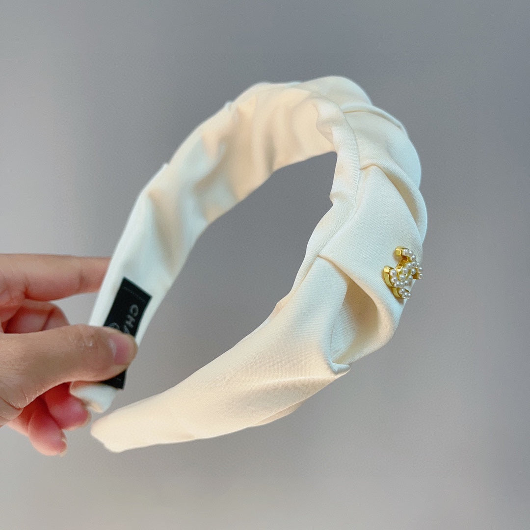 WHITE FABRIC HAIRBAND 925662