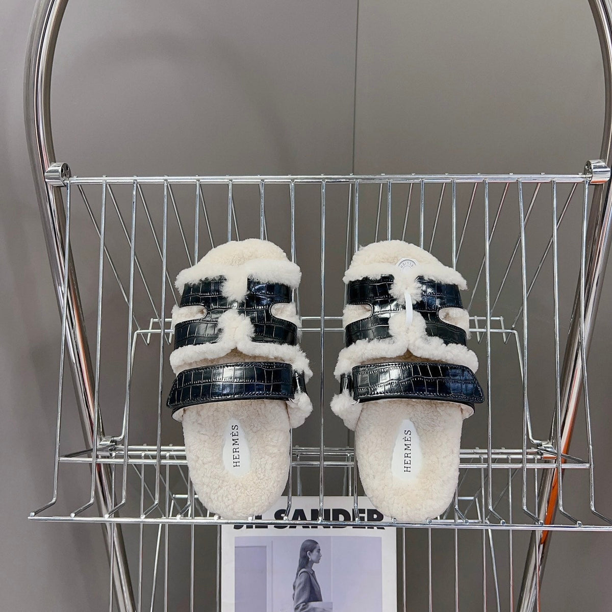 HM 26S SANDAL IN WHITE WOOL AND BLACK CROCODILE PRINTED LEATHER