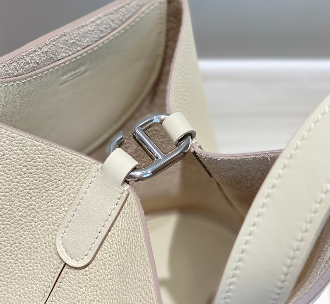 HERMES 25S IN THE LOOP 18 IN IVORY CALFSKIN SILVER HARDWARE