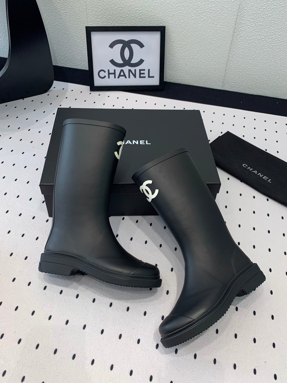 cc rainboot chanel black coler
