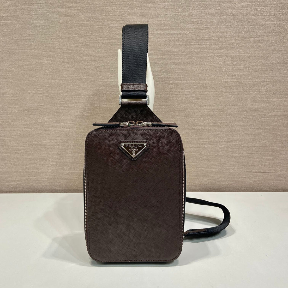 CHEST BAG 20 IN CHOCOLATE SAFFIANO LEATHER