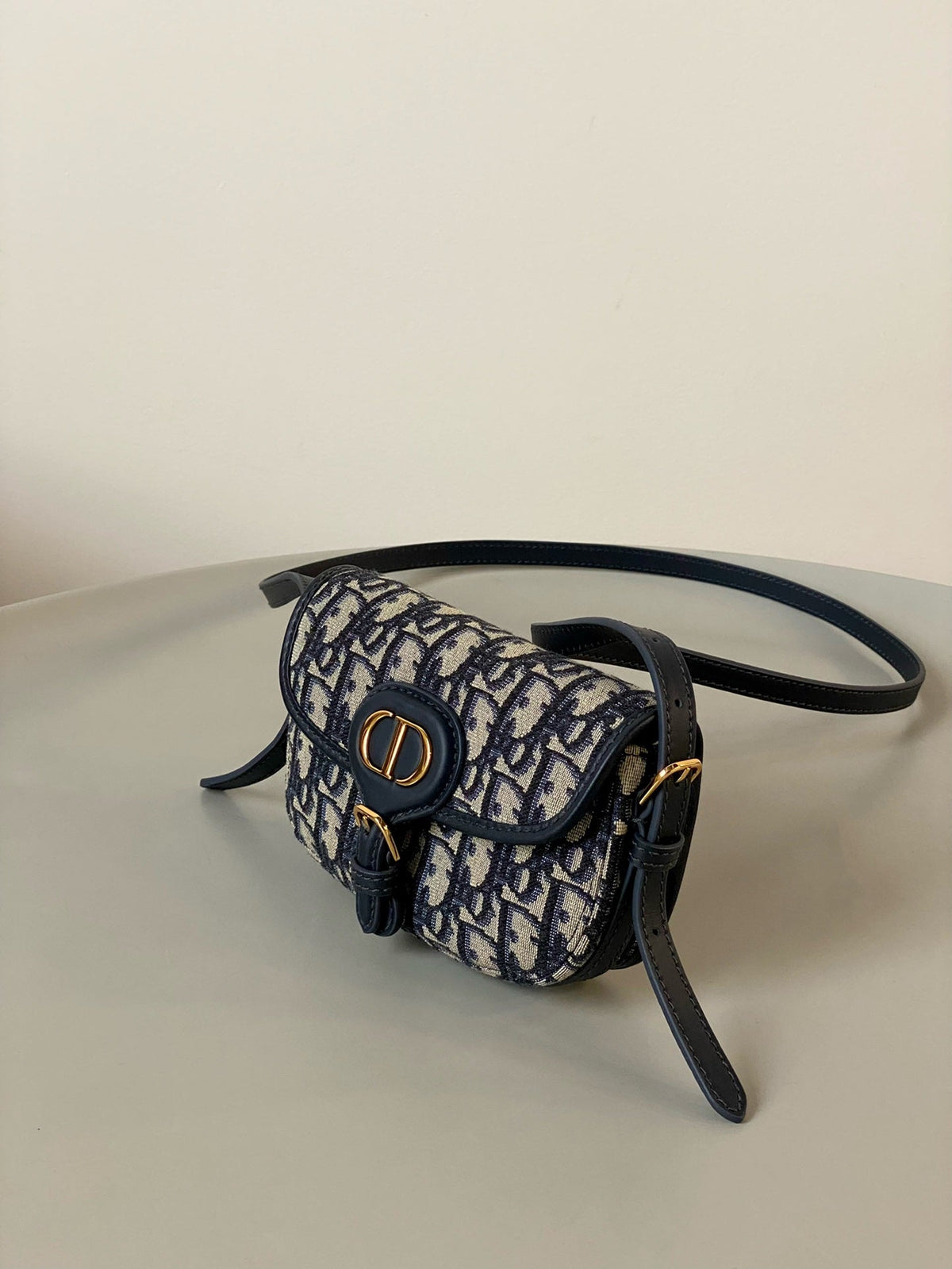 BOBBY EAST-WEST BAG 17 IN BLACK OBLIQUE JACQUARD