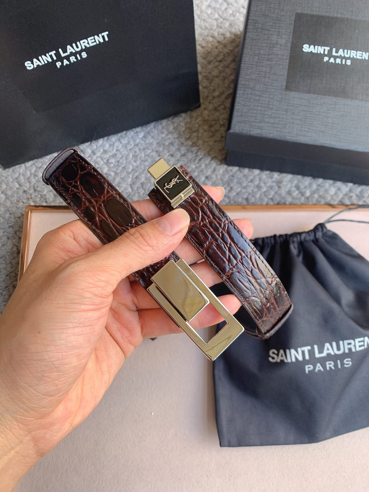 YSL 25S BELT 24 MM IN DARK BROWN EMBOSSED CALFSKIN 529686 mysite