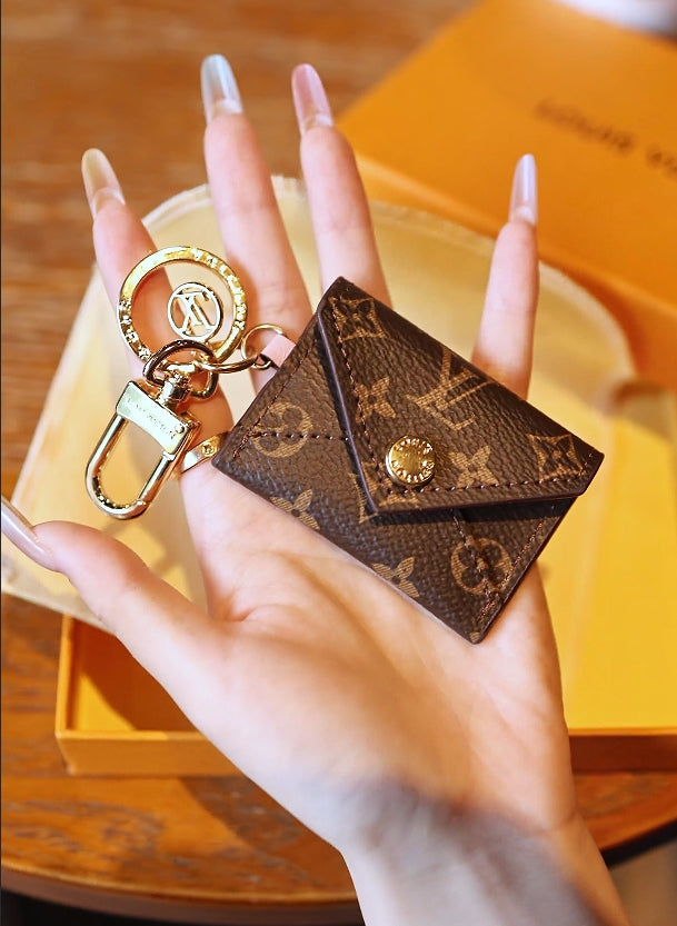 Keychain phone bag crafted by a celebrity designer mysite