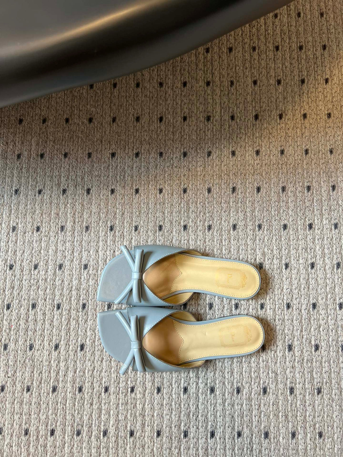 DIOR 26S OBLIQUE BOW MULE IN CLOUD BLUE CALFSKIN