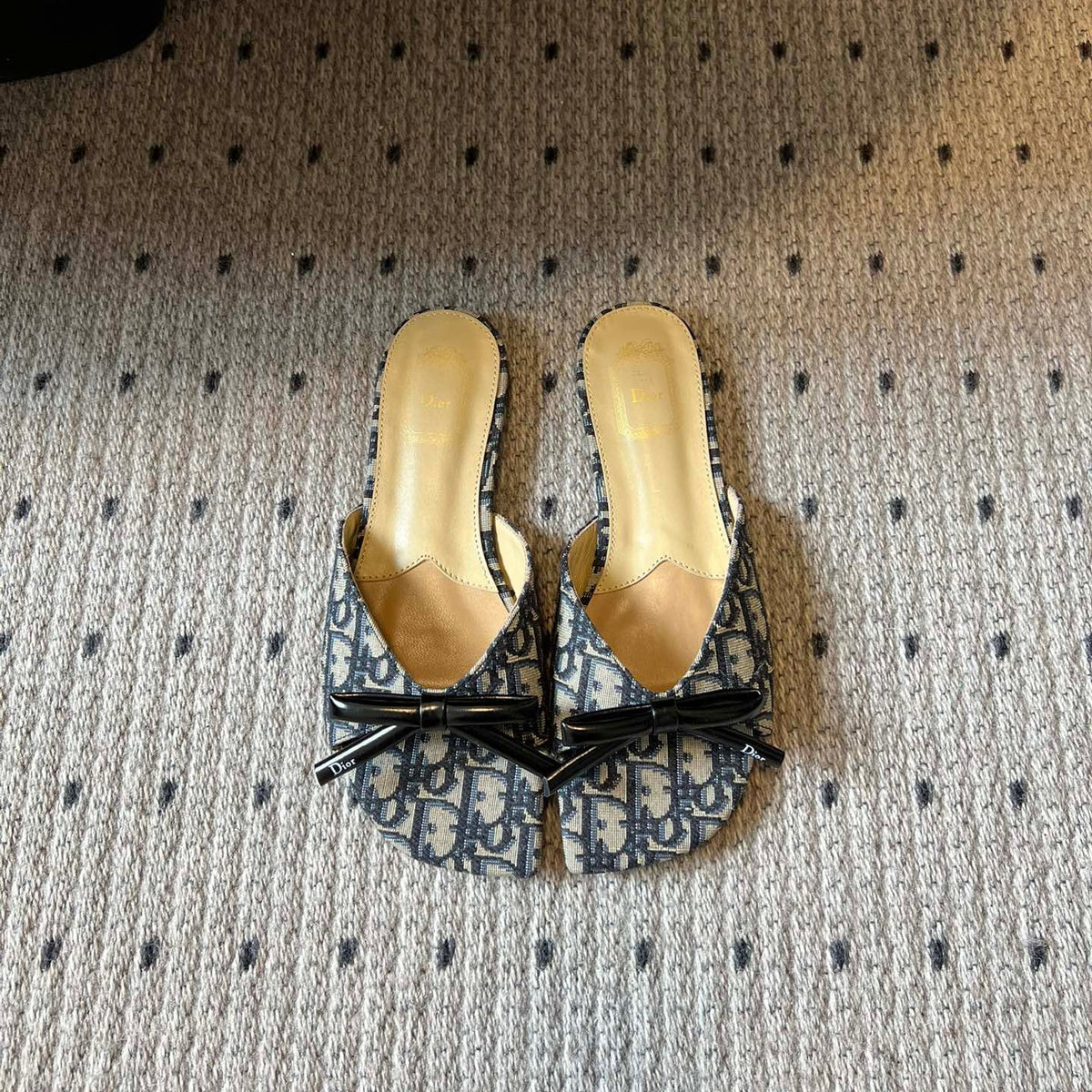 DIOR 26S OBLIQUE BOW MULE IN NAVY BLUE JACQUARD CANVAS