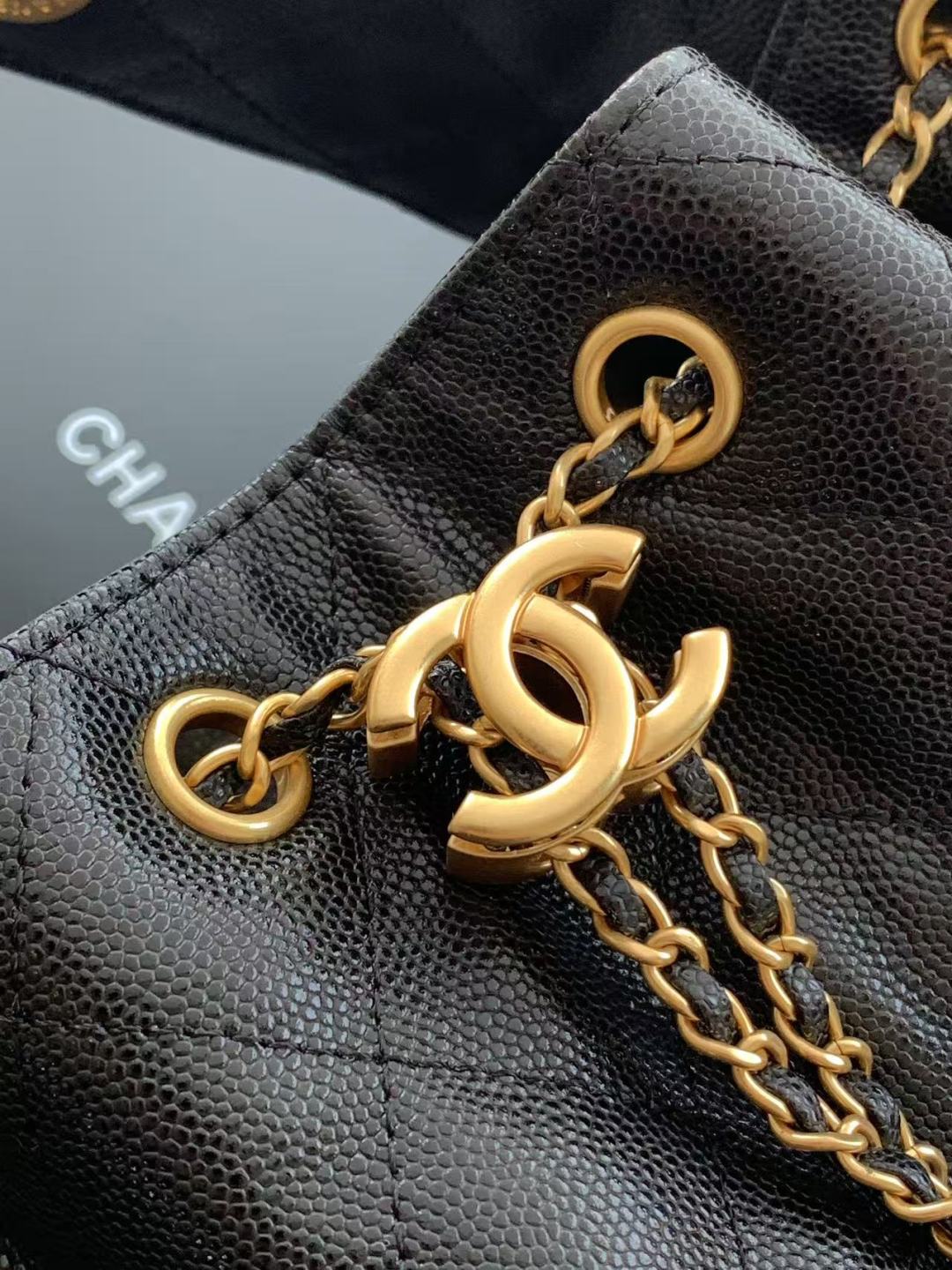 CC 25 Small Handbag Grained Calfskin & Gold-Tone Metal Bag