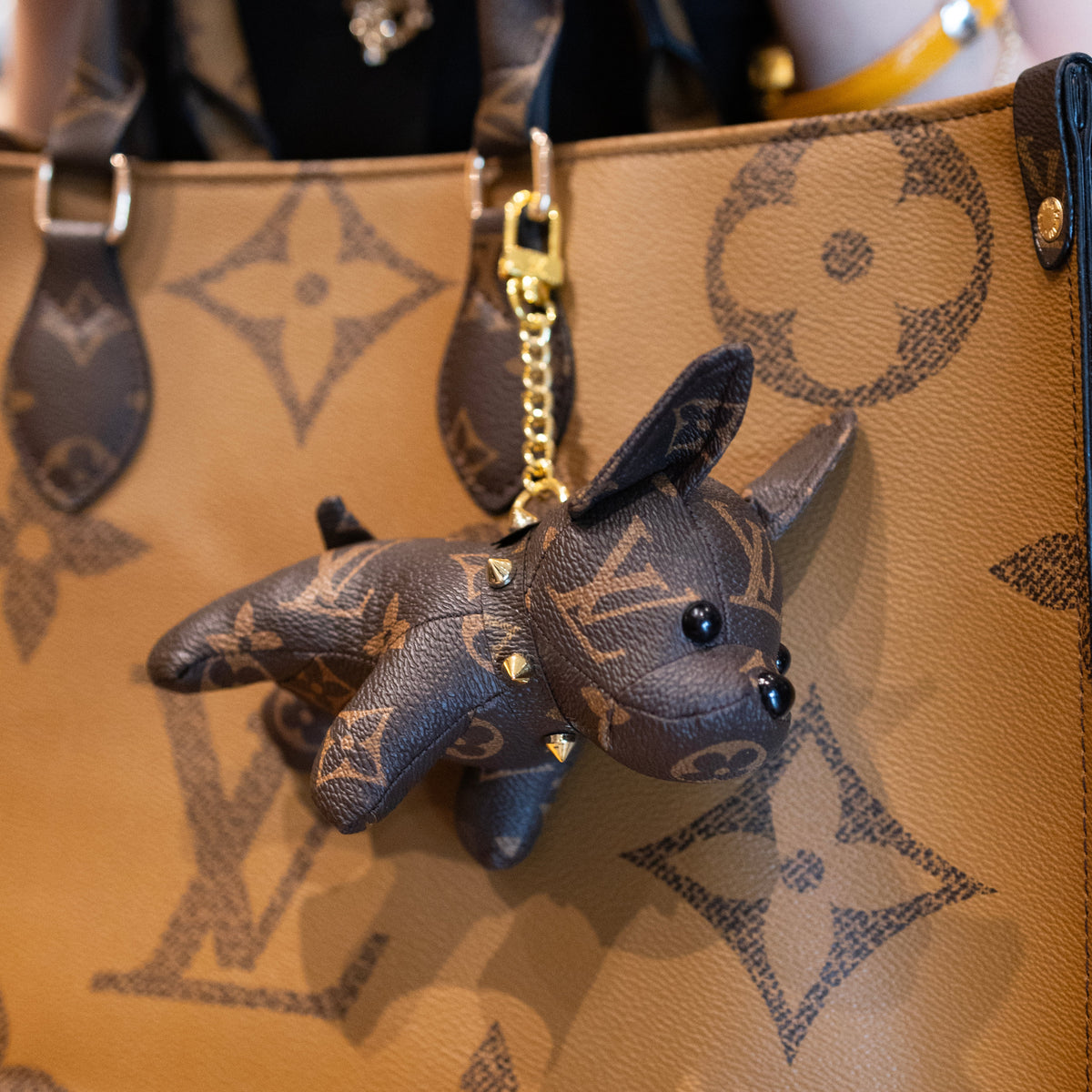 Luxury Dog Keychain mysite