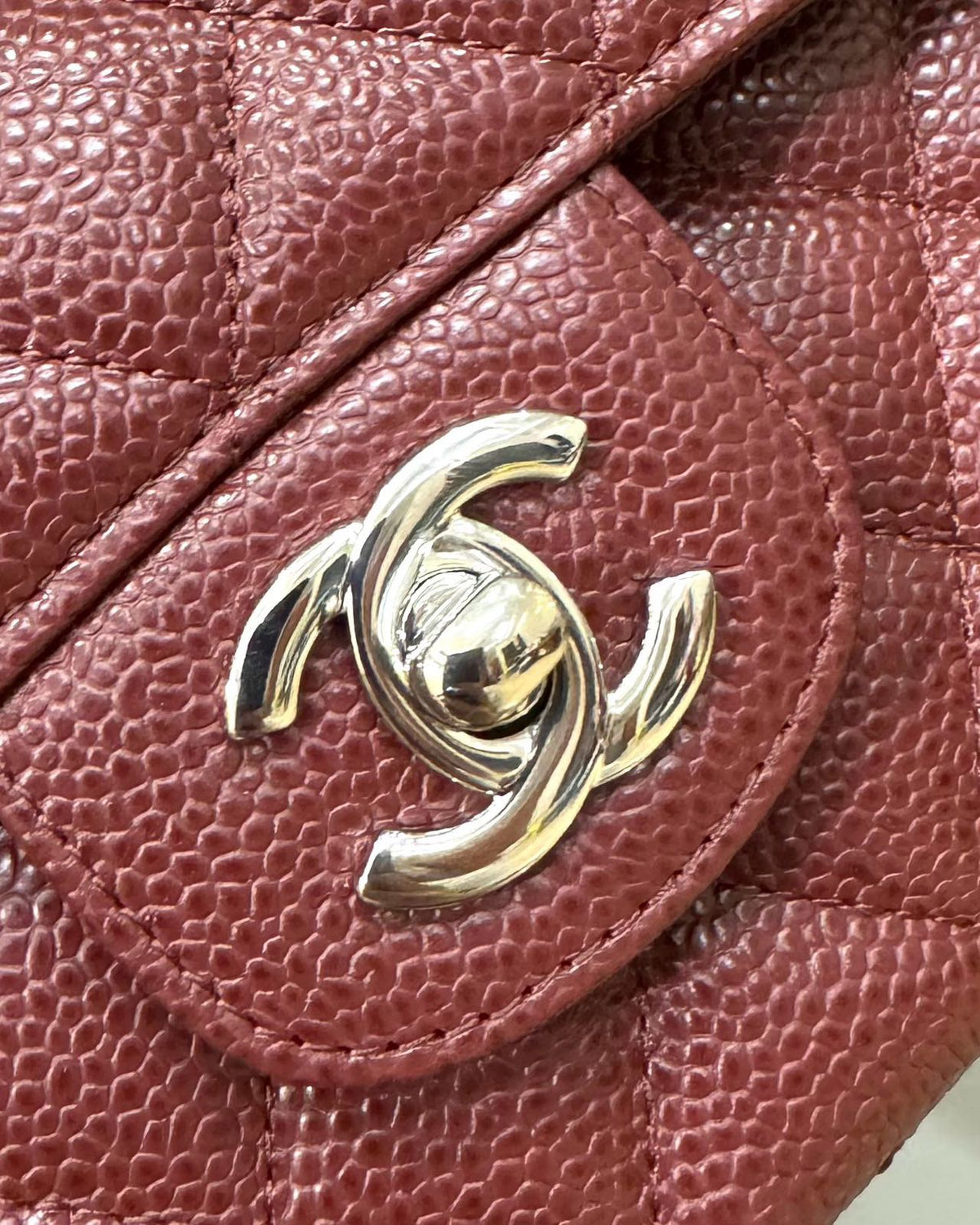 FLAP BAG 25 IN WINE CAVIAR LAMBSKIN SILVER HARDWARE