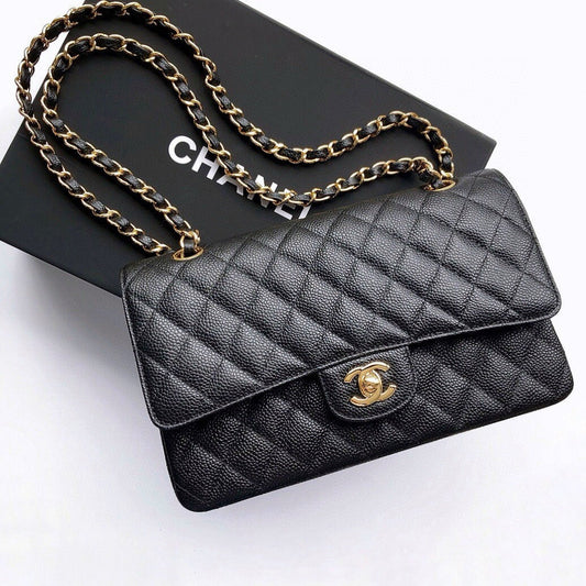 FLAP BAG 25 IN BLACK CAVIAR LEATHER GOLD HARDWARE