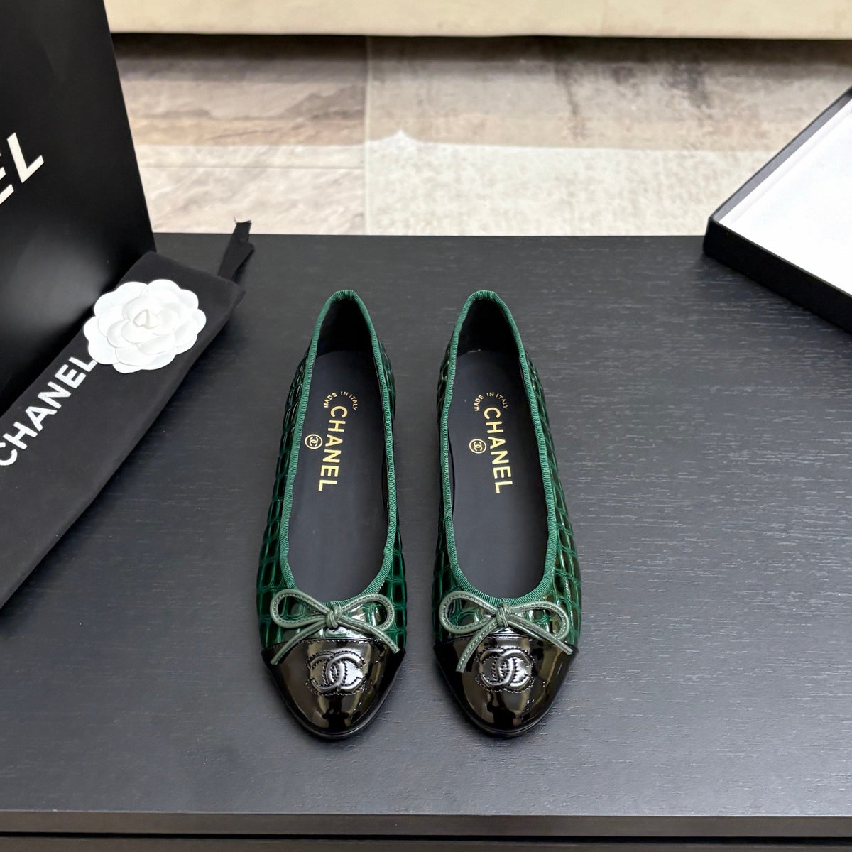 CHANEL 26S BALLET FLATS IN BLACK & GREEN PATENT LEATHER