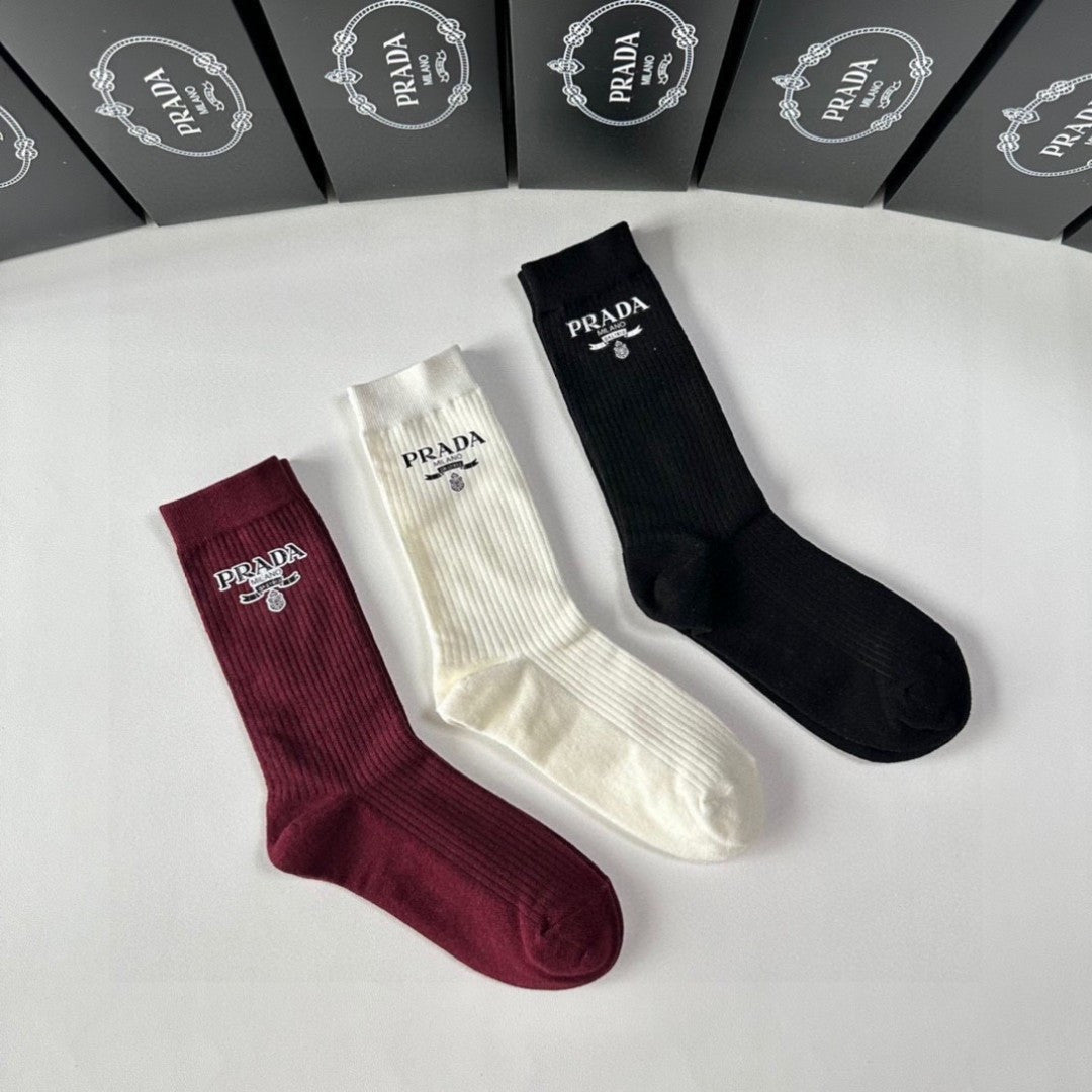 PRADA 26S CREW SOCKS 569253 (1 BOX)