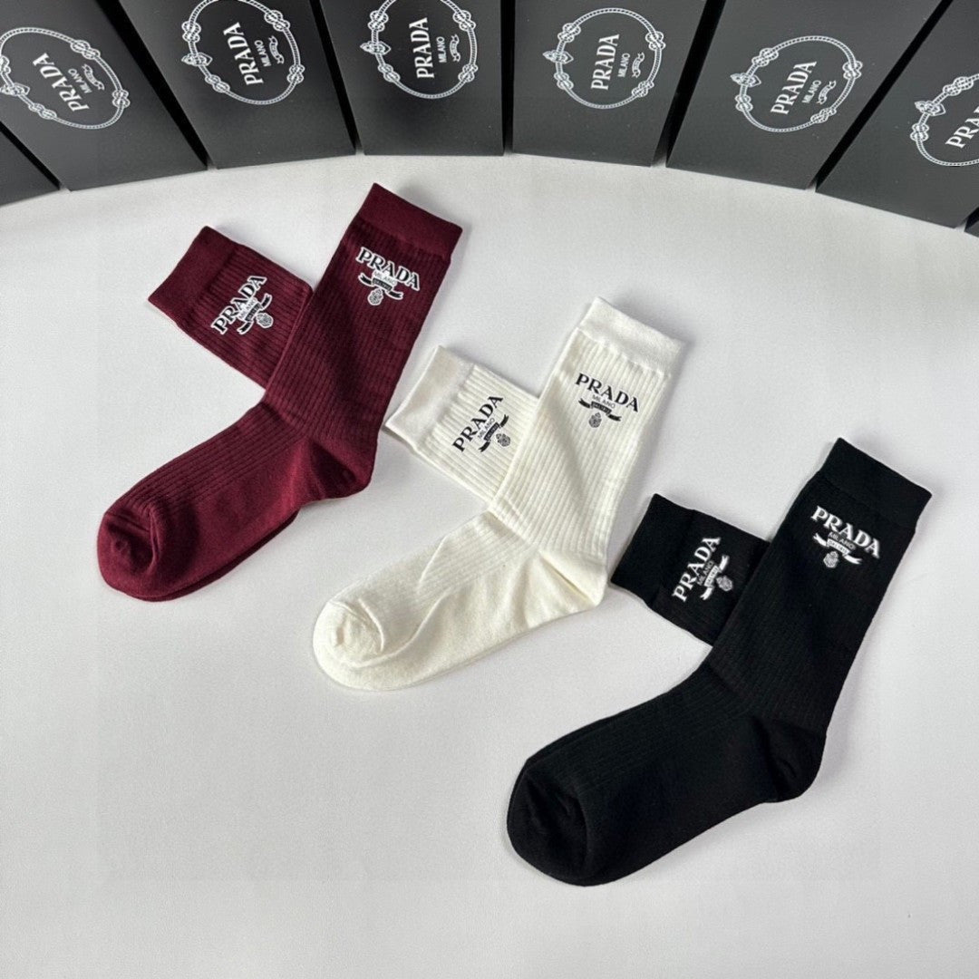 PRADA 26S CREW SOCKS 569253 (1 BOX)