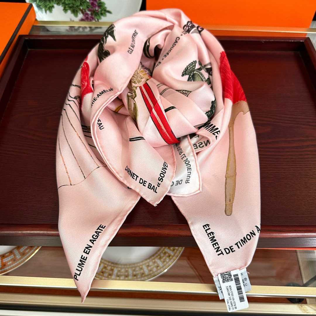 HERMES 26S SCARF 90 IN SILK 492531