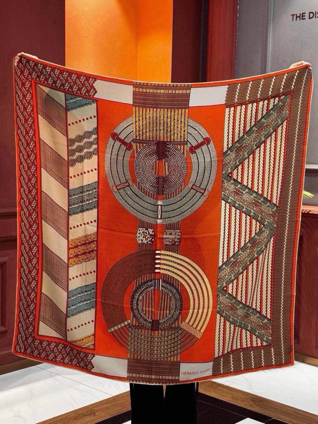 HERMES 26S SCARF 135 IN SILK AND CASHMERE 492302