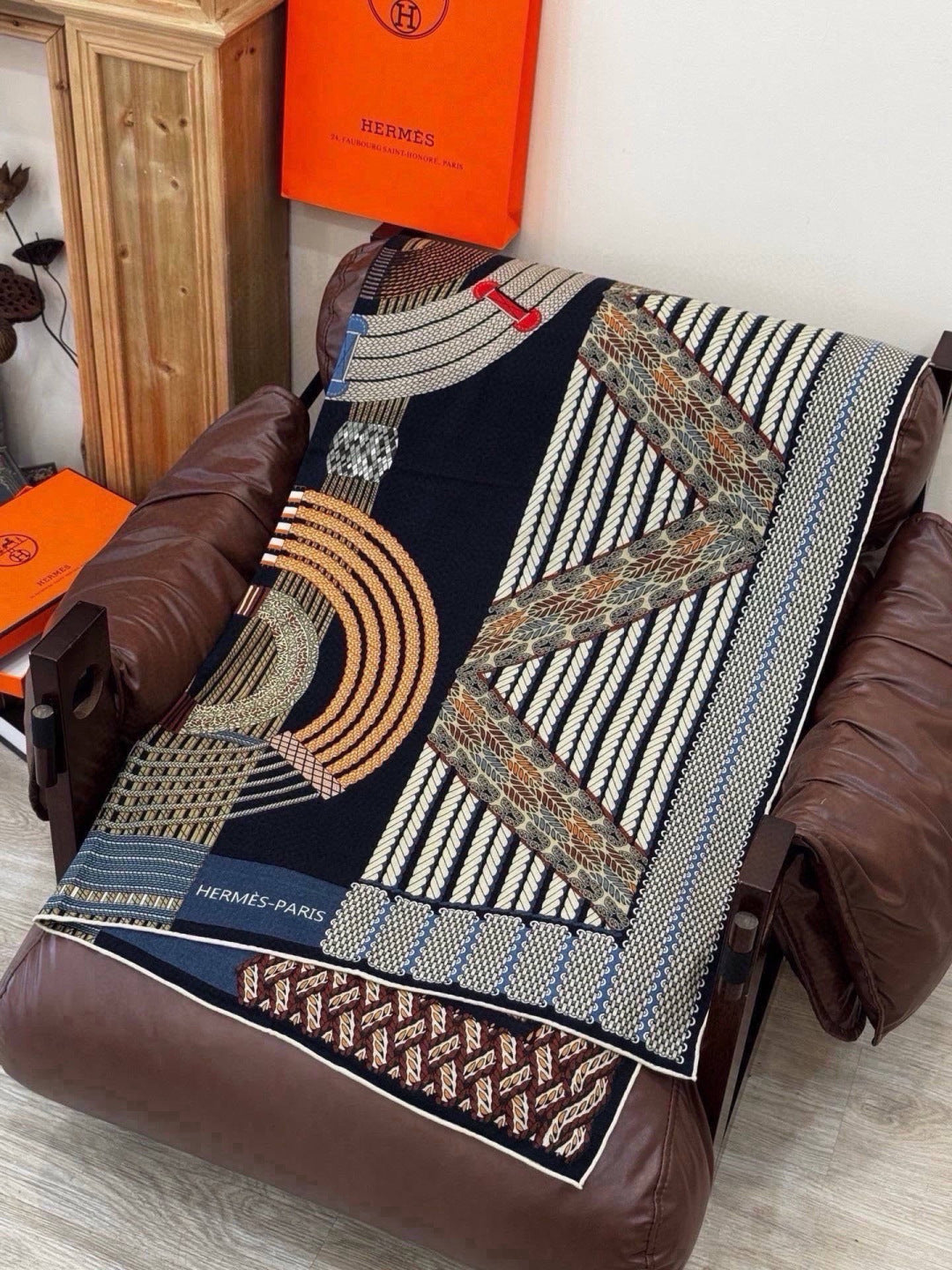HERMES 26S SCARF 135 IN SILK AND CASHMERE 492303